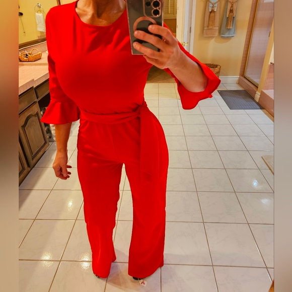 Womens Medium red half sleeve red Belted one piece pant jumpsuit with belt - Picture 11 of 12